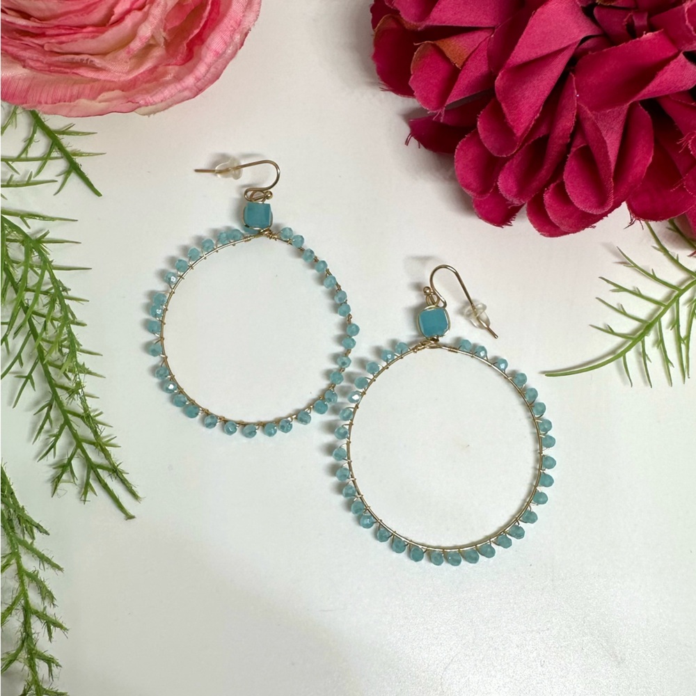 NEW⚜️Aqua Beaded Glass Handmade Hoop Earrings - Picture 3 of 7